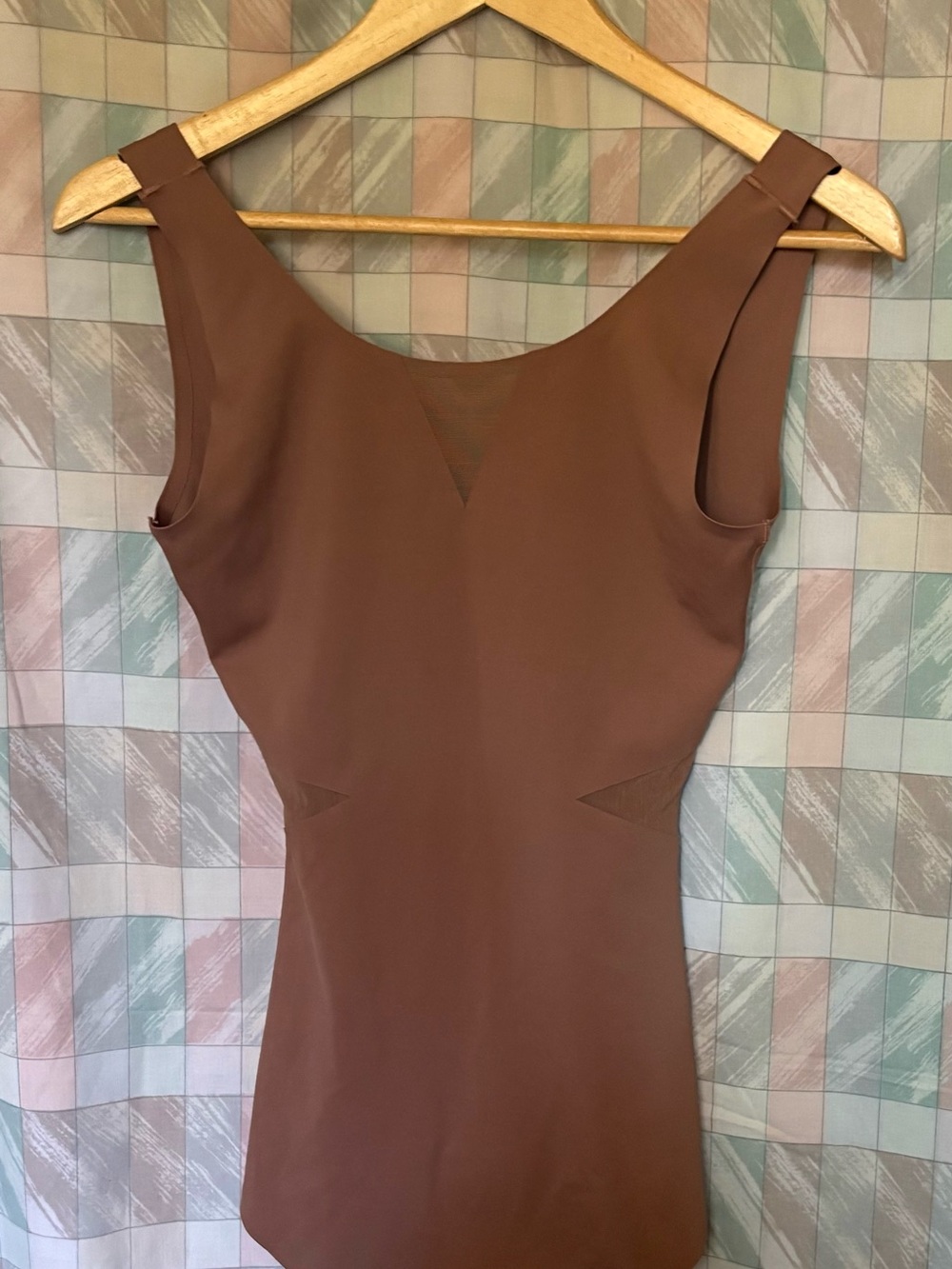 STRM LINE Shape Scoop Neck Wide Strap Bodysuit Light Brown L